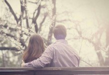 分手后如何挽回对方？（15个实用技巧让你重获幸福）