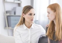 老公太妈宝，离婚是唯一出路吗？（我该怎么办？如何面对婚姻的困境？）