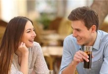 老公要离婚，如何挽回？（分手原因分析、情感沟通技巧、重建亲密关系、个人成长和改变）