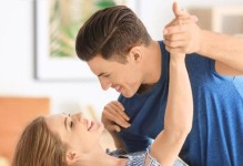 老公出轨怎么办？女人的婚姻挽救指南（15个步骤让你重拾幸福家庭）