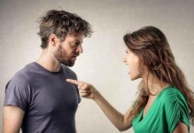 男人出轨后的征兆（如何判断男人是否出轨，掌握这些征兆就行了）
