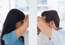 3个小技巧帮你挽回分手后的男友（分手了还能挽回，别放弃他的爱）