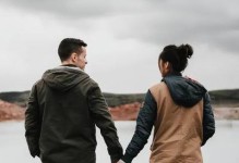 男神突然对我冷淡，如何让他再次追求？（掌握追求技巧，让爱情火焰再次燃起）