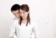 如何挽回背叛老公的心？（重建信任与感情，让爱重燃）