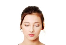 如何挽回有了新欢的前女友？（成功挽回前女友的关键方法和技巧！）