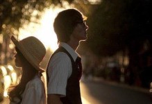 如何挽回婚外情人的心（建立信任和重建关系的关键方法）