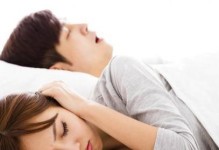 如何挽回一个对你死心的男人（15个有效方法帮你拯救爱情）