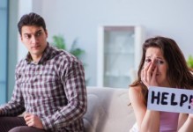 如何挽救出轨的婚姻（面对出轨的老公，你需要知道的15件事）