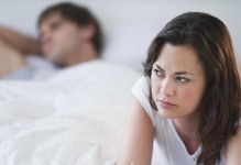 男人外遇，女人该怎么办？（处理婚姻危机的秘诀与方法）