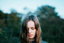 分手后拒绝暧昧老婆妻子（坚守底线，彻底摆脱关系纠葛）